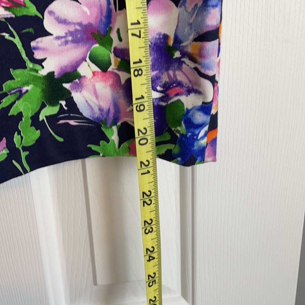 Lauren Ralph Lauren Petite Floral Straight Skirt| 6P - Picture 5 of 6